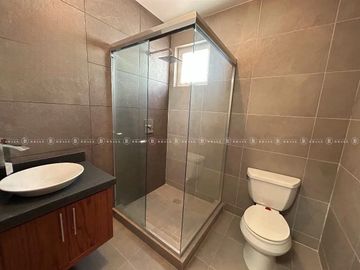 CASA EN VENTA O RENTA  EN BOSQUES DE SAN FRANCISCO