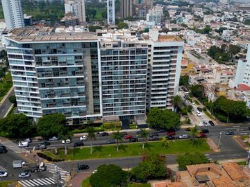 Venta Departamento en 1er piso en San Isidro