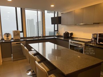 Departamento en venta en Avivia Bosque Real, Huixquilucan