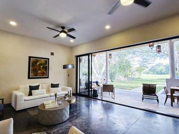 Venta Exclusiva Casa En Club De Golf Country Club, Mérida Yu