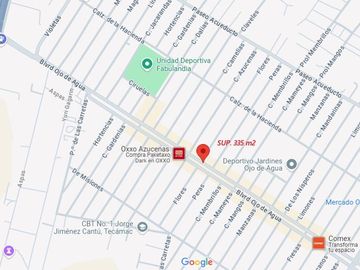 Edificio con 3 Departamentos.6 locales comerciales en  Blvd Ojo de Agua