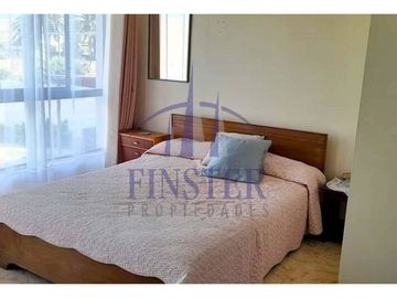 Finster Vende Amplia Casa Sólida Con Estupenda Ubicación En