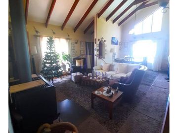 Espectacular Casa Sólida En El Corazón De Quintero