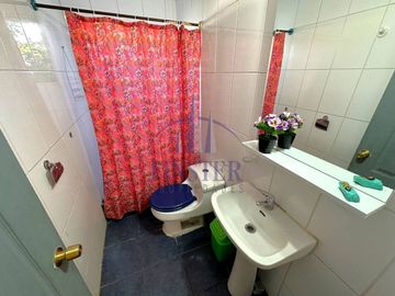 Finster Vende Inversión Ideal En Olmué: Casa Con Grandes Esp