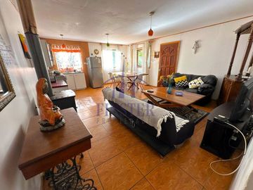 Finster Vende Inversión Ideal En Olmué: Casa Con Grandes Esp