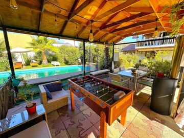 Finster Vende Inversión Ideal En Olmué: Casa Con Grandes Esp