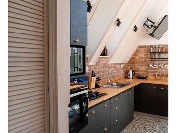 Hauslink Vende Preciosa Cabaña Equipada  2d2b + Altillo Cand