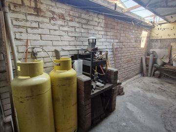 Hogares, Vende Amplia Casa 5d2b - Metro Las Parcelas - Avda.