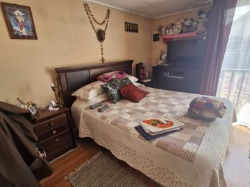 Hogares, Vende Amplia Casa 5d2b - Metro Las Parcelas - Avda.