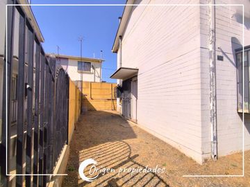 Acogedora Casa Familiar En Altos De Zañartu - El Quisco