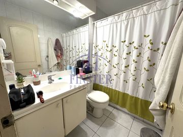 Finster Vende Exquisita Casa Condominio Casagrande Peñalolen