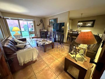 Finster Vende Exquisita Casa Condominio Casagrande Peñalolen