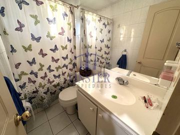 Finster Vende Exquisita Casa Condominio Casagrande Peñalolen