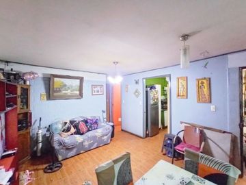 Casa En Venta En El Bosque - Impecable - Divergente Propieda
