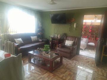 Gestimob Vende Casa Con Local Comercial De 325mt2, En Portal