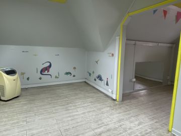 Casa Con Giro Comercial - Viva Facil Propiedades