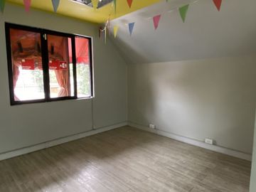 Casa Con Giro Comercial - Viva Facil Propiedades