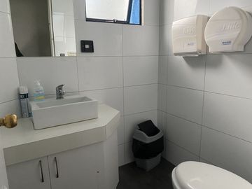 Casa Con Giro Comercial - Viva Facil Propiedades