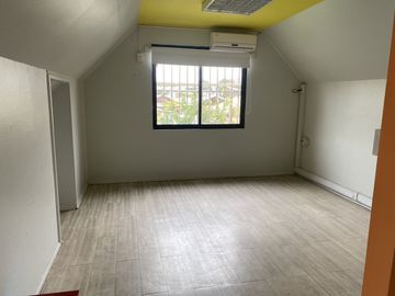Casa Con Giro Comercial - Viva Facil Propiedades