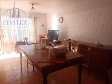 Finster Vende Amplia Y Confortable Casa Villa Alemana