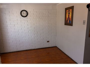 Vende En Maipú, Linda Y Amplia Propiedad - Munizaga & As