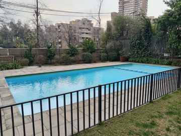Depto Con Buena Terra Y Vista, 1d 1b Con Estac. Y Bod, Pasos
