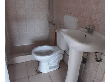 Finster Vende  Impecable Departamento, Av. Principal Quinter