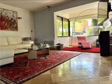 Gran Casa  En Vitacura - Nuevo Horizonte