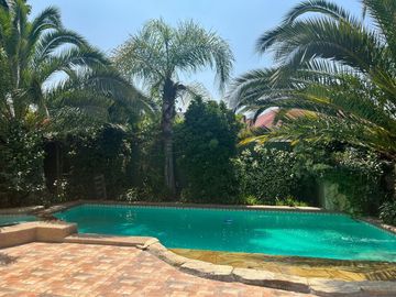 Gran Casa  En Vitacura - Nuevo Horizonte