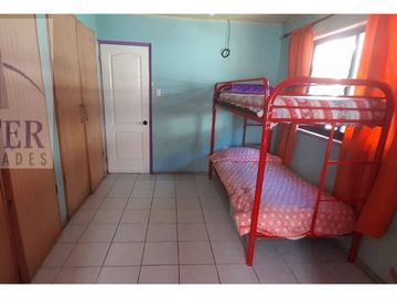 Finster Vende Casa Playa El Durazno, Privilegiada Ubicación