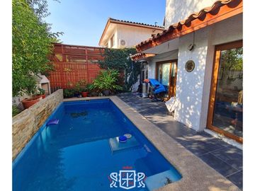Casa en Príncipe De Gales, Pasaje Seguro. FHP