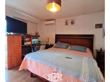 Casa en Príncipe De Gales, Pasaje Seguro. FHP