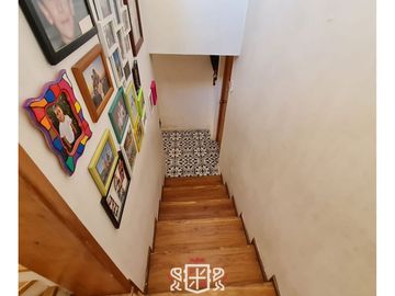 Casa en Príncipe De Gales, Pasaje Seguro. FHP