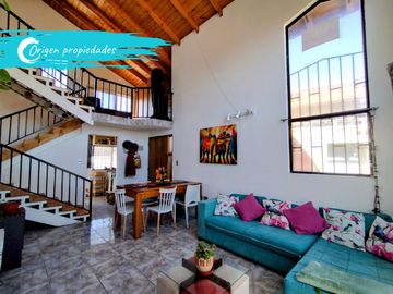 Increíble Casa Sólida A Pasos Del Mar, El Quisco Norte