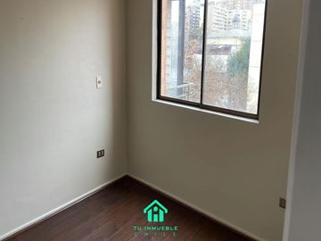 Se Vende Departamento 2 Dormitorios Curico / Lira Santiago -