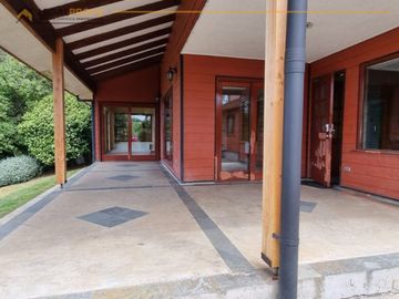 Legalpropschile Se Hermosa Y Amplia Casa En Puerto Montt