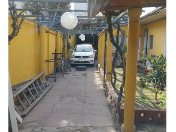 Arayabroker Vende Casa Con Excelente Ubicación En Estación C