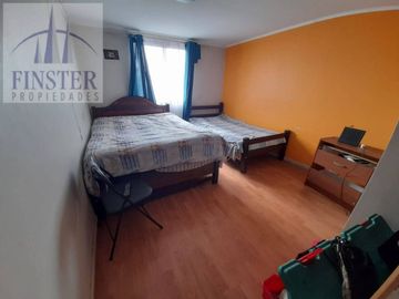 Finster Vende Linda Casa 180m2 Construidos, San Pedro, Quill