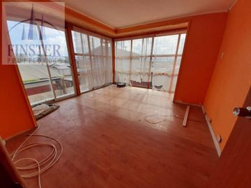 Finster Vende Linda Casa 180m2 Construidos, San Pedro, Quill