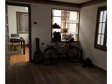 Se Vende Hermosa Y Amplia  Casa En Recoleta. Mossaa