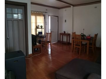 Se Vende Hermosa Y Amplia  Casa En Recoleta. Mossaa