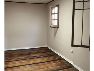 Se Vende Hermosa Y Amplia  Casa En Recoleta. Mossaa
