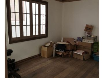 Se Vende Hermosa Y Amplia  Casa En Recoleta. Mossaa