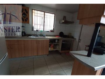 Finster Vende Linda Casa En Villa Jardin Oriente Iii Quilicu
