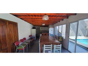 Casa 6 Ambientes, Grandes Comodidades-Oportunidad!! Retasada
