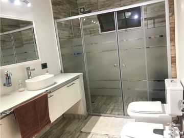 Casa 6 Ambientes, Grandes Comodidades-Oportunidad!! Retasada