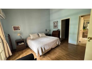 VENDE CASA EN LA SEXTA SECCION MENDOZA - apta crédito