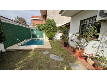 VENDE CASA EN LA SEXTA SECCION MENDOZA - apta crédito