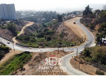 Terreno En  Viña  Sector Recreo , Con Vista  Oportunidad - F