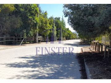 Finster Vende Parcela De 5000 M² En Condominio Altos De Olmu